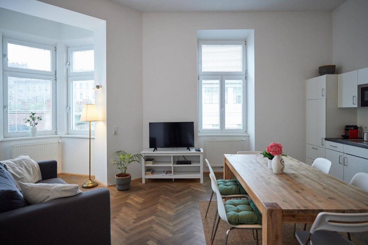 Beautiful Restored - Close To Metro - II Vienna Luaran gambar
